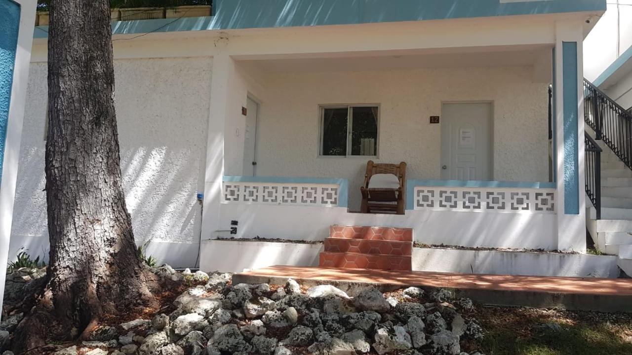 Bungalow 11 Cozy Room At Just Steps From The Beach And In Town Center Sosúa Exterior foto